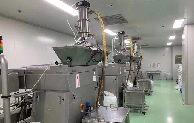 成都某企業(yè)藥粉負壓加料供粉系統(tǒng)