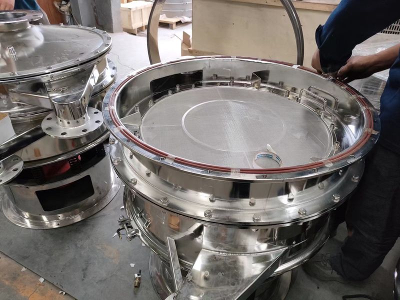 振動(dòng)篩經(jīng)常性出現(xiàn)爛網(wǎng)的情況？