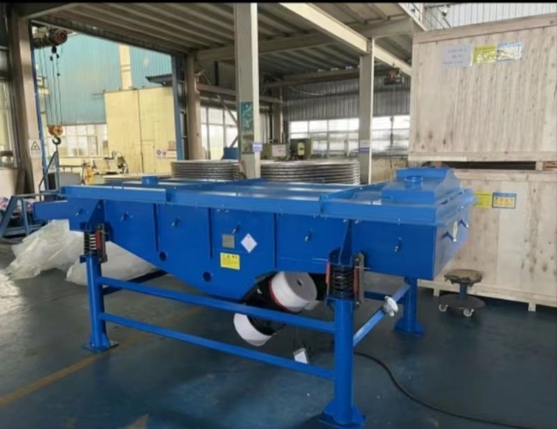 選擇直線振動(dòng)篩的時(shí)候需要考慮的問題