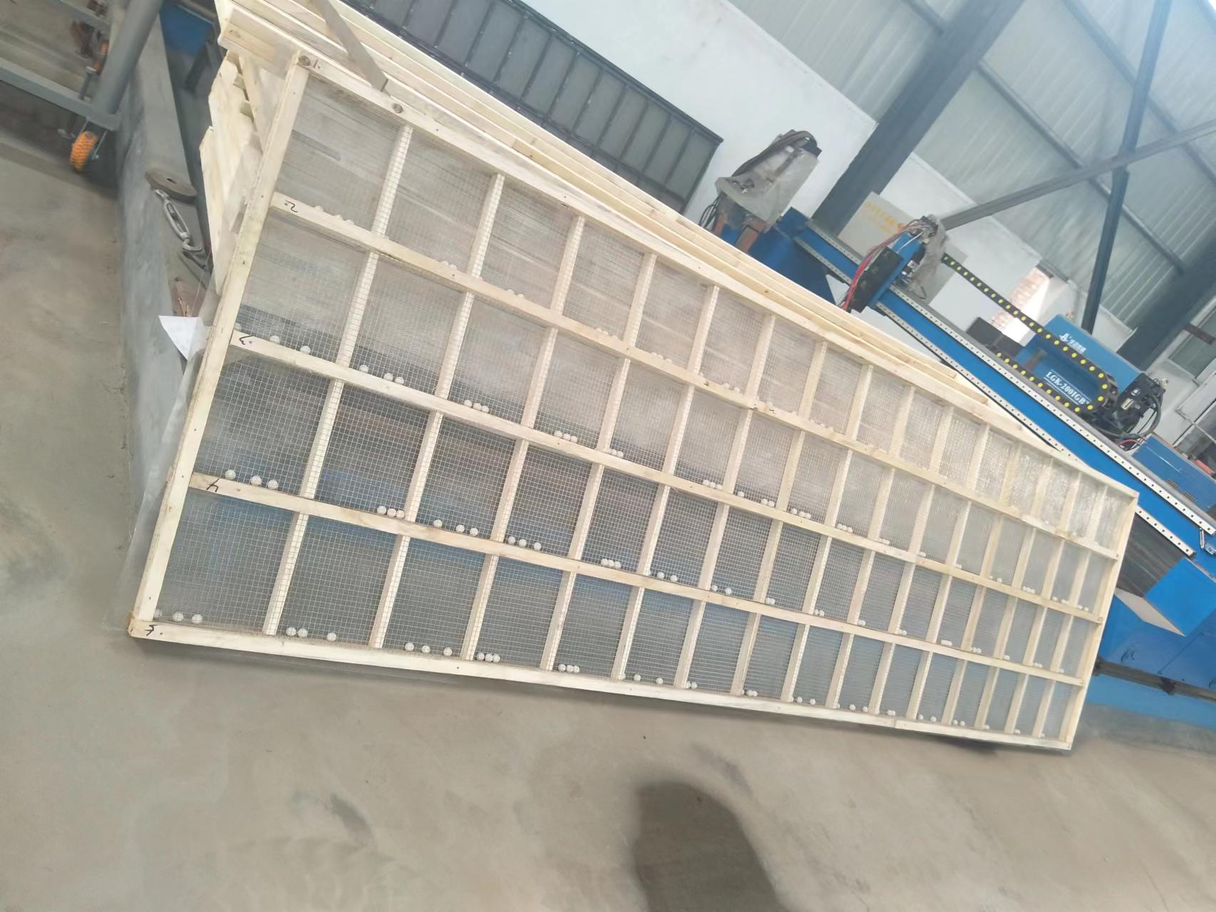 直線振動(dòng)篩安裝篩網(wǎng)的注意事項(xiàng)